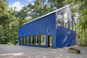 Stayhocha Year-Round Creek Fun,Hot Tub,Waffle bar